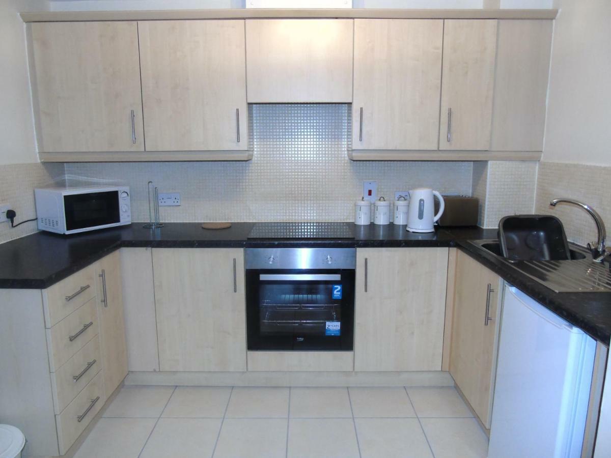 Liverpool 2 Bedroom Apartment Екстериор снимка