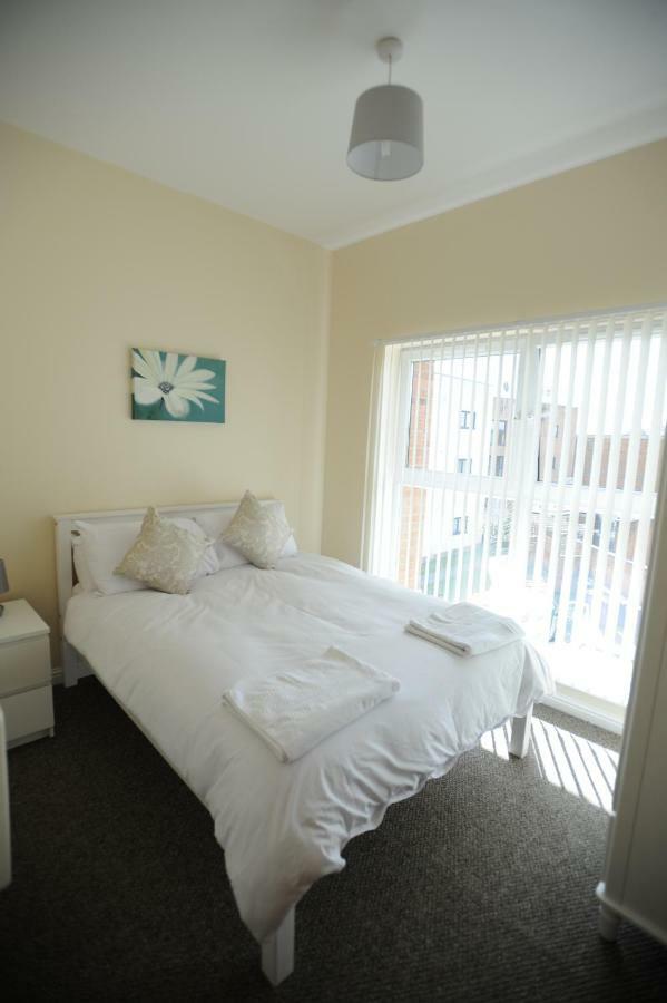 Liverpool 2 Bedroom Apartment Екстериор снимка