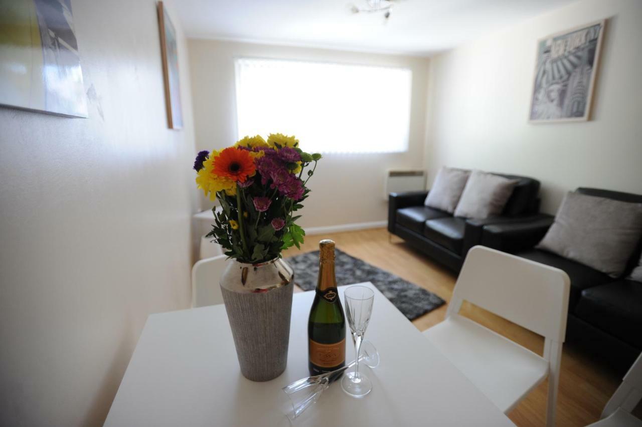 Liverpool 2 Bedroom Apartment Екстериор снимка